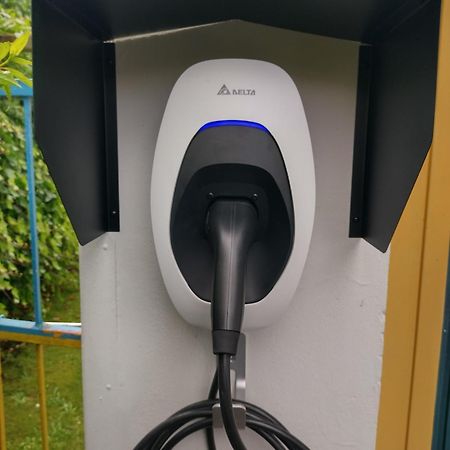 Wellnessapartment Nr1 Mit Finnischer Sauna - Wallbox - Netflix - Wlan Oberhausen  Buitenkant foto