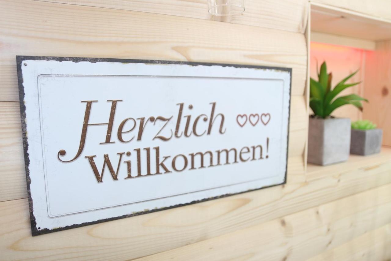 Wellnessapartment Nr1 Mit Finnischer Sauna - Wallbox - Netflix - Wlan Oberhausen  Buitenkant foto